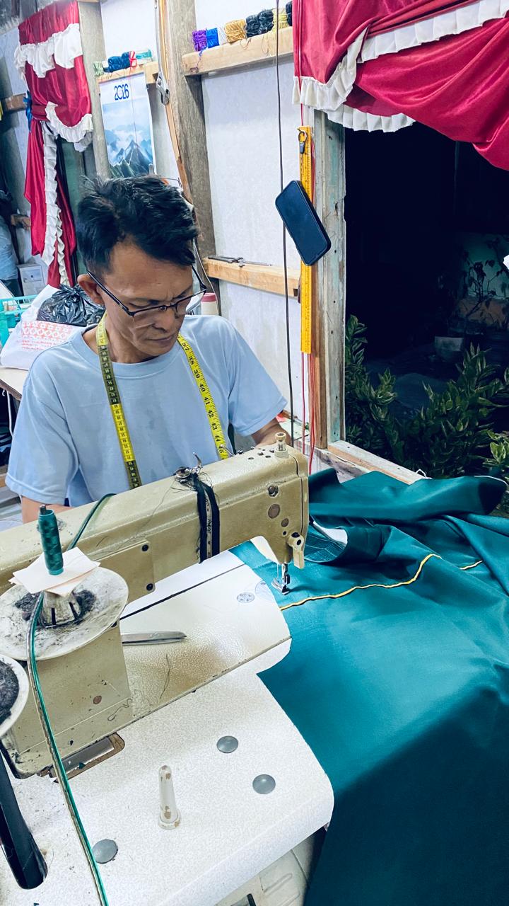 Penjahit Profesional Amat Tailor
